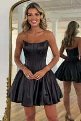 Glamorous Black Satin Strapless Mini Dress with Corset Fit and Pleated Skirt
