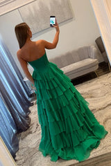 Emerald Green Sweetheart Corset Prom Dress with Tiered Ruffles and High Side Slit