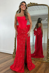 Romantic Red Lace Formal Gown with Structured Corset and Statement Bow
