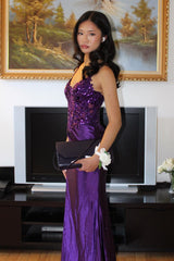 Mermaid Purple Corset Prom Dress with Spaghetti Straps and Appliqué Detail