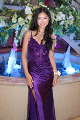 Mermaid Purple Corset Prom Dress with Spaghetti Straps and Appliqué Detail