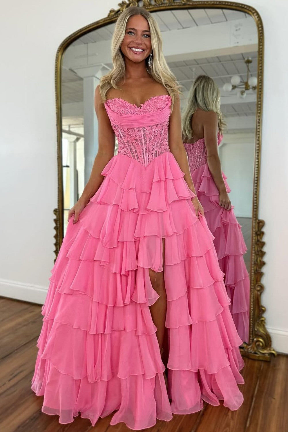 Chic Layered Ruffle A-Line Prom Dress with Embellished Lace Top and Leg Slit