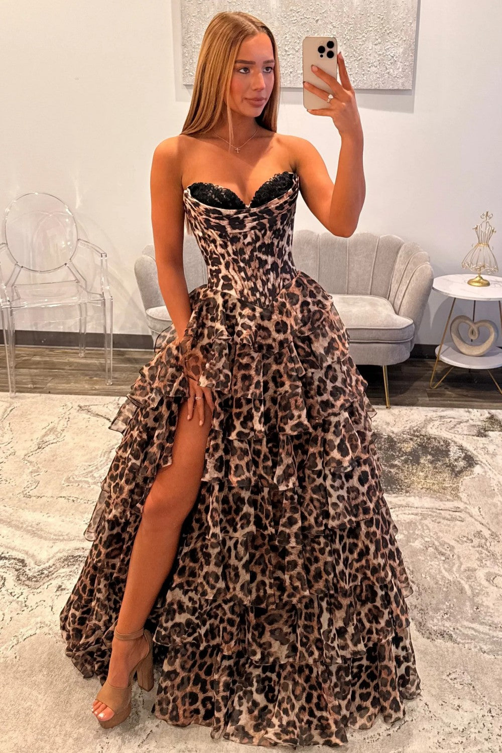 Fashionable Leopard Print Sweetheart Corset Prom Dress with Ruffle Layers