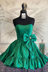 Sweet Pink Strapless Homecoming Dress with Satin Fabric and Elegant Bow Accent