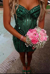 Chic Pink Sheath Short Homecoming Dress with Crystal Beading and Sweetheart Design