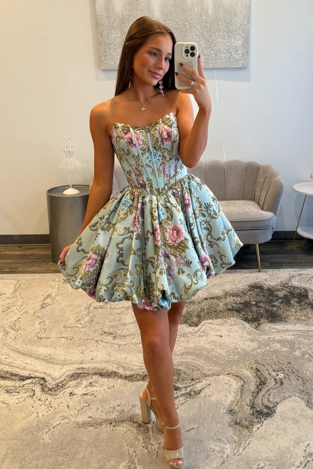 Sweet Floral Print Strapless Homecoming Dress with Flowy Flared Skirt